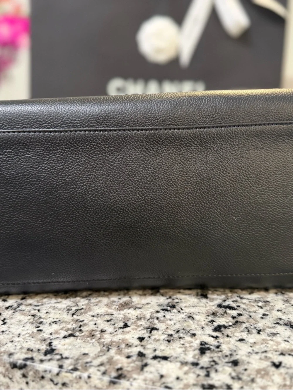 CHANEL Medium Executive Cerf Tote shopper caviar leather - Picture 5 of 16
